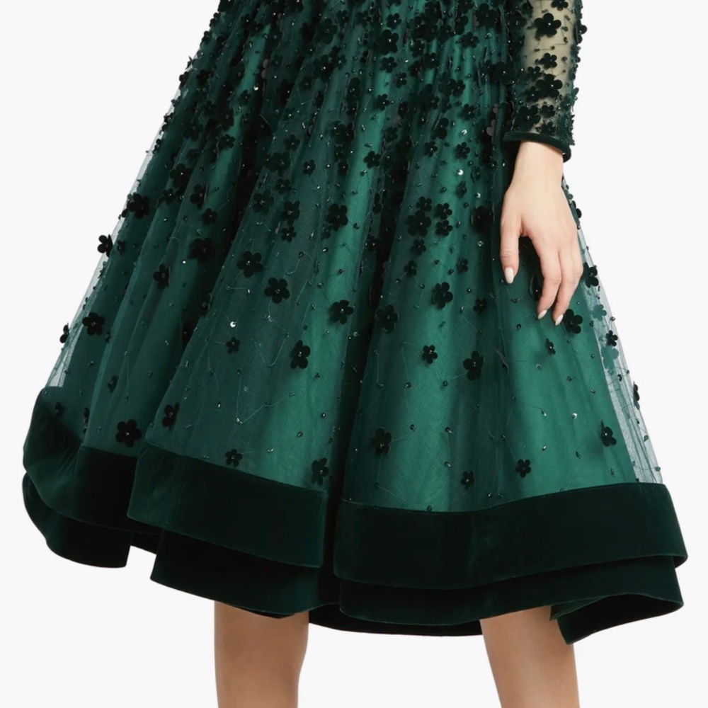 Mac Duggal Long Sleeve Fit & Flare Velvet Embellished Cocktail Dress - Picture 2 of 3